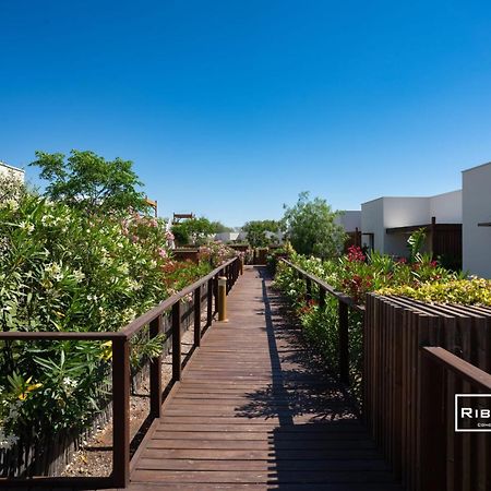 Marina Lodge - Villa T3 en résidence avec piscine Vias Extérieur photo